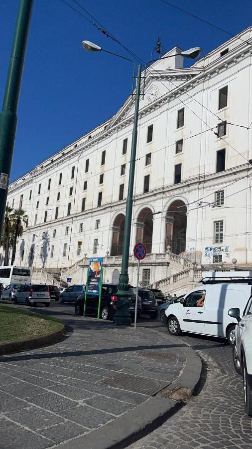 Lux House Naples Airport Hotel Bagian luar foto